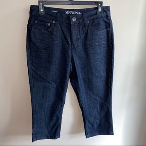 Merona Capri Jeans Size 6 Dark Wash